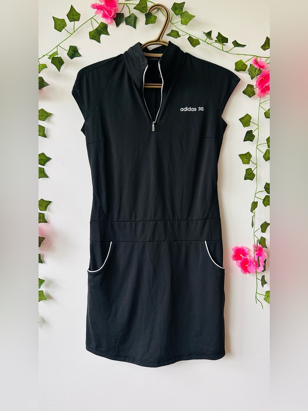 Adidas Gold Sport Performance Dress size 0